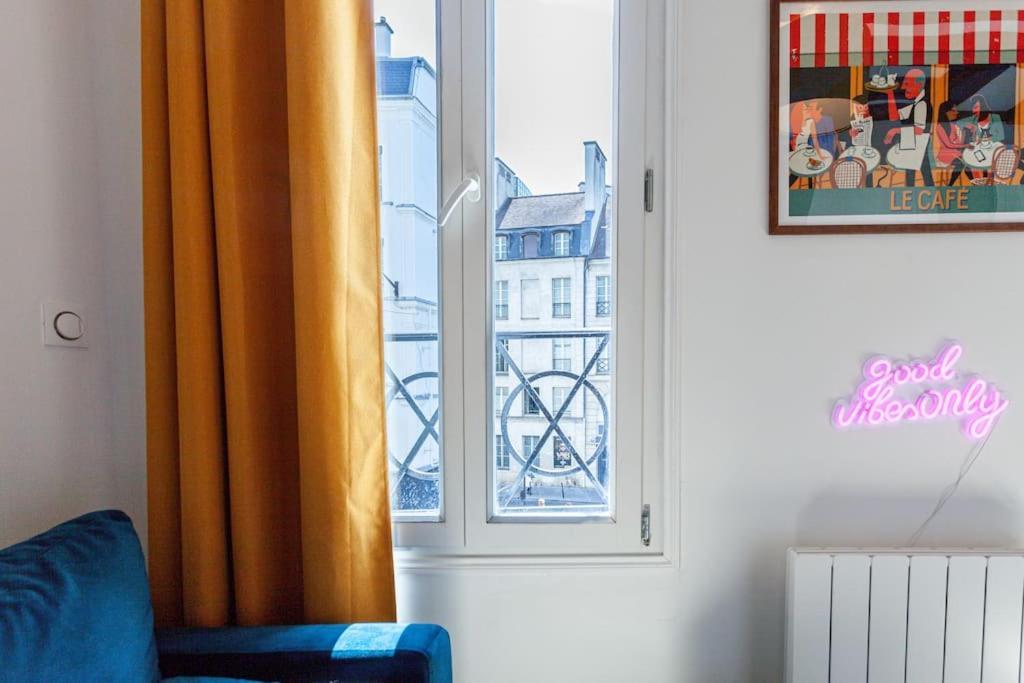Apartment At Place Bastille Near Metro And Maris Modern Comfort In The Heart Of Parisian History